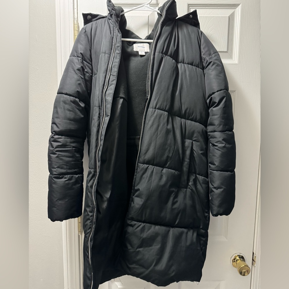 Women’s Old Navy winter coat with faux fur hood